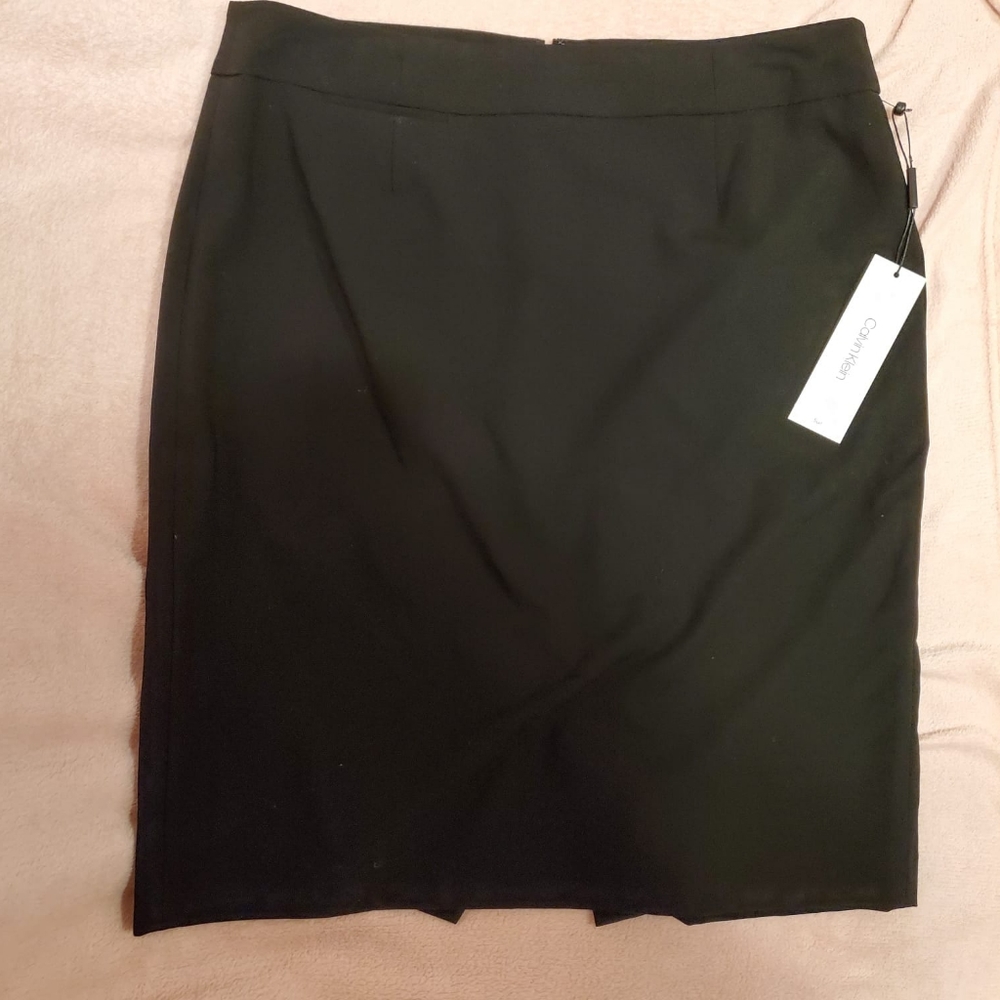 Black Calvin Klein skirt NWT